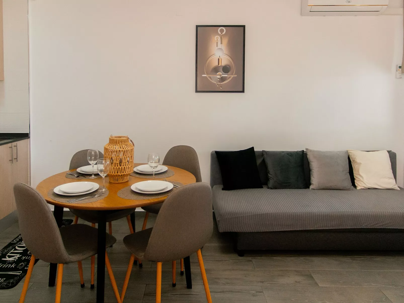 WELCS ESTUDIO 262 EMP en el centro - Inside