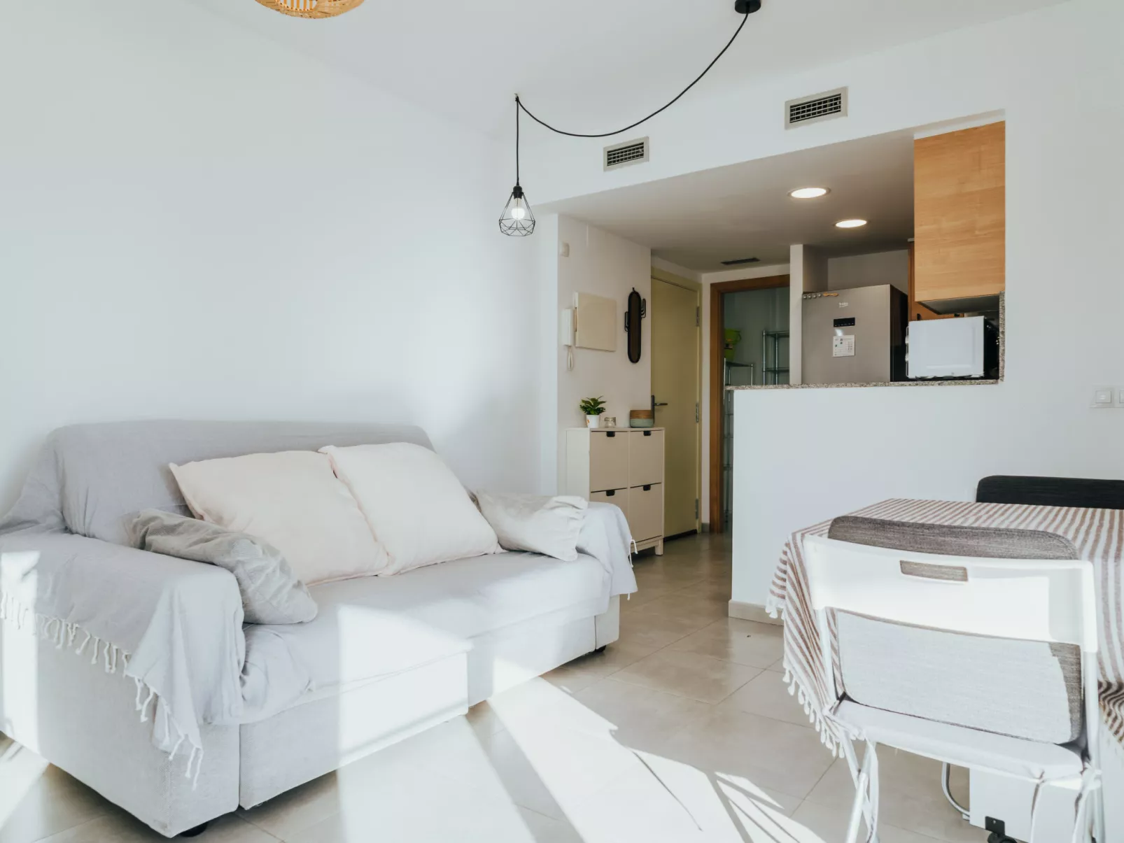 WELCS APARTAMENTO 206 EMP cerca del mar - Dedans