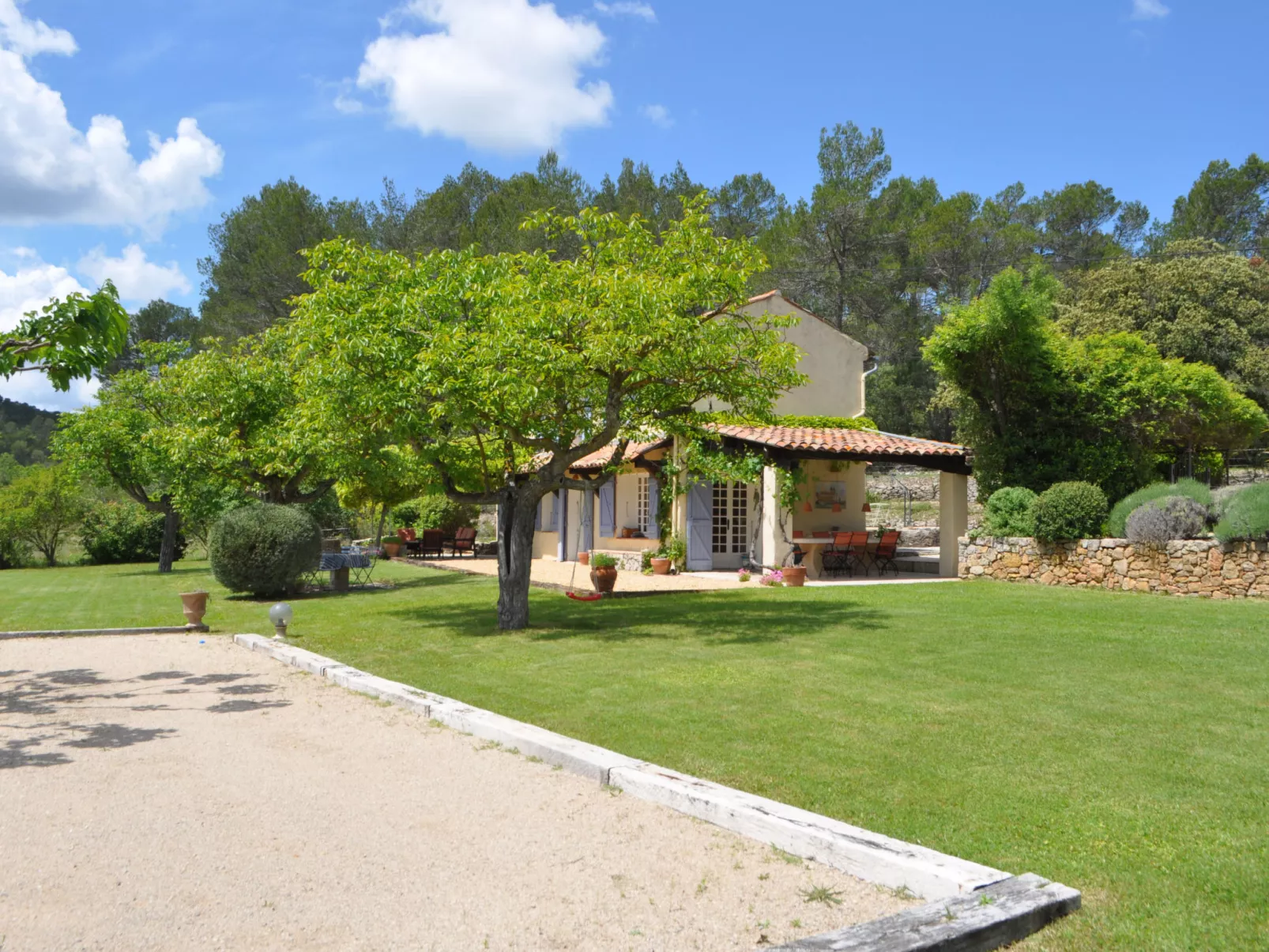 LES 2 PALMIERS - Draußen