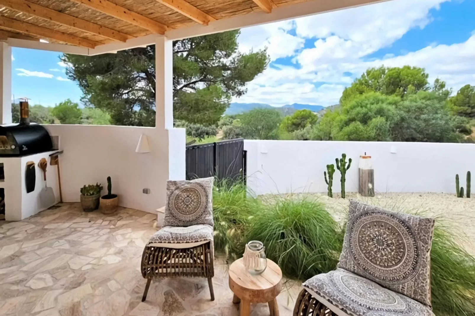 Finca de Piedra-Gardens summer