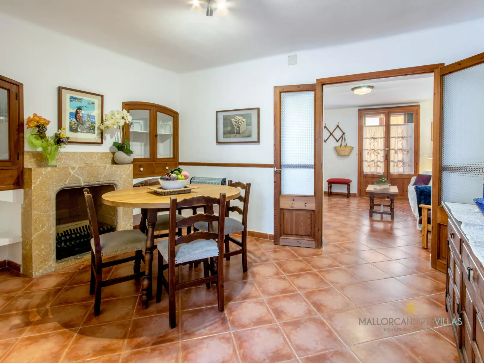 Casa Joana Acogedora Casa de Pueblo con Terraza - Inside