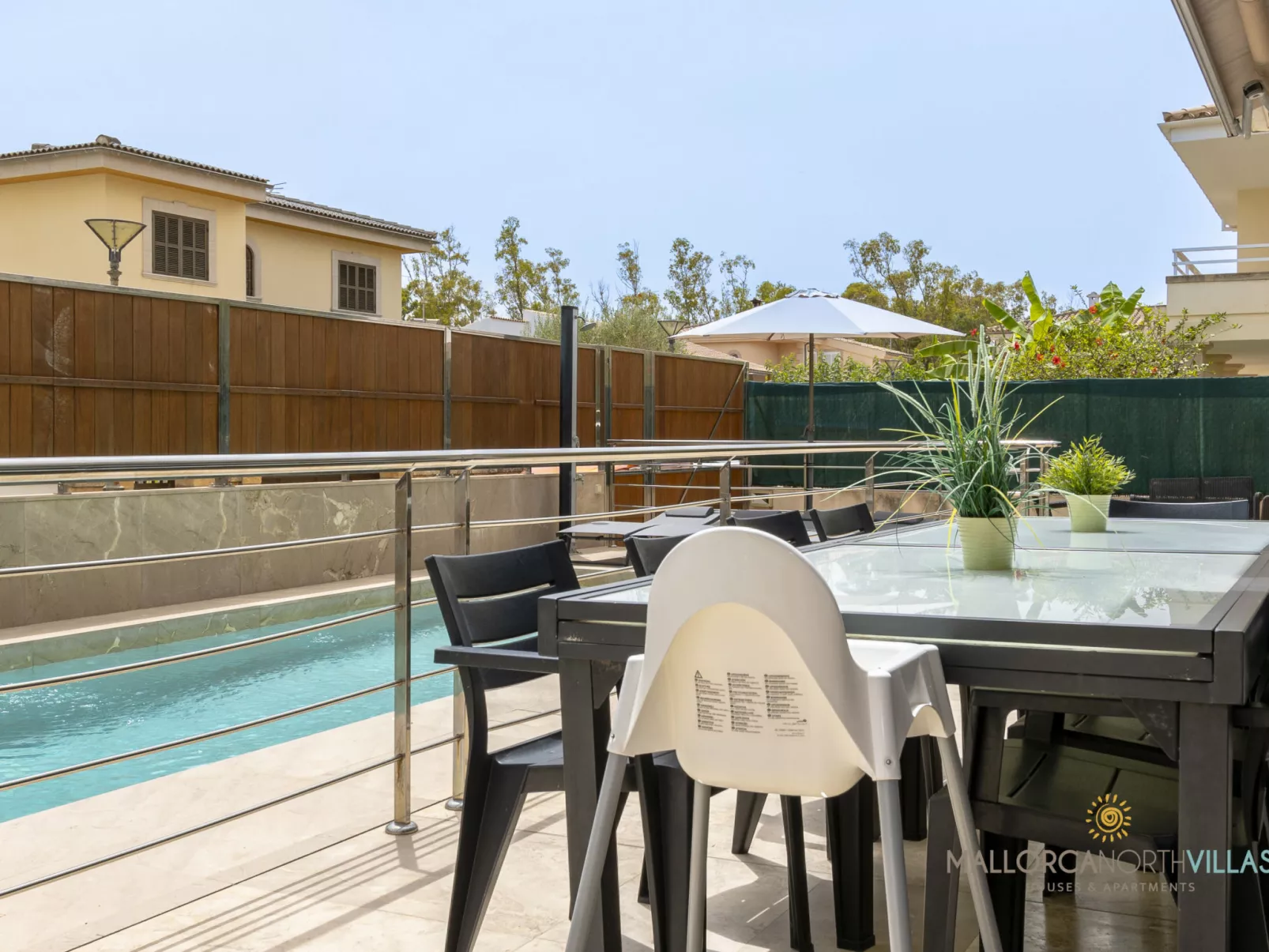 Villa Iola: Moderna Casa en Platja de Muro - Dehors