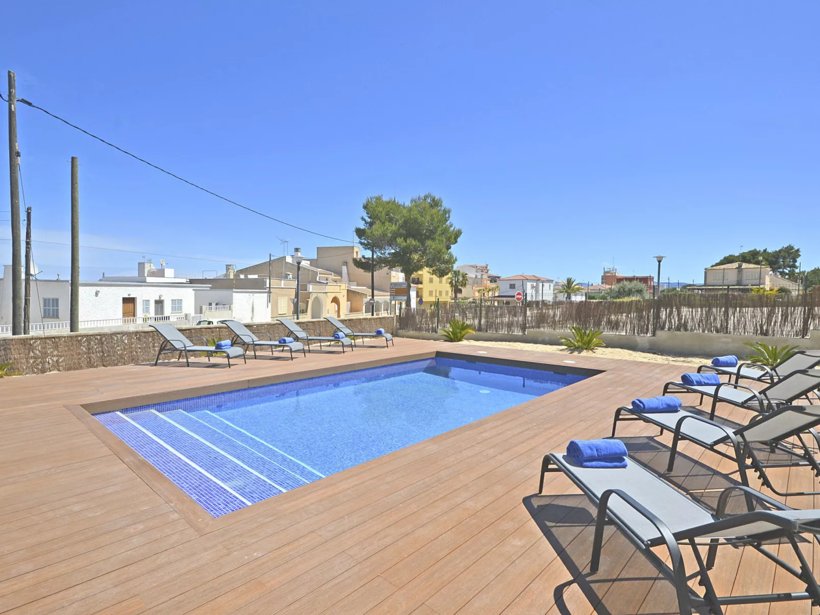 Pinocha (Villa Anglessos) - Draußen