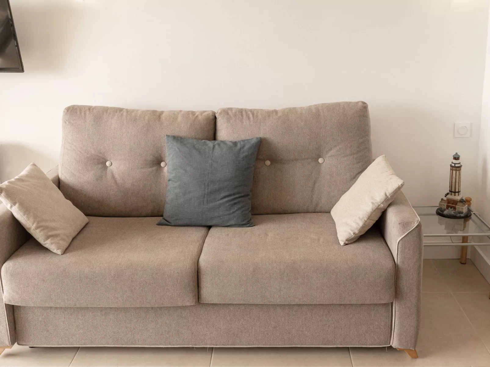 WELCS ESTUDIO 124 EMP con vistas al mar - Drinnen