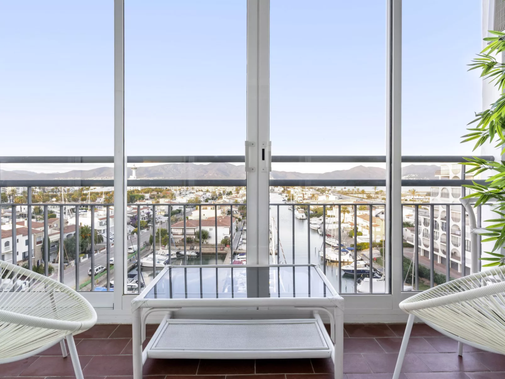 WELCS APARTAMENTO 101 EMP con vistas al Mar - Draußen