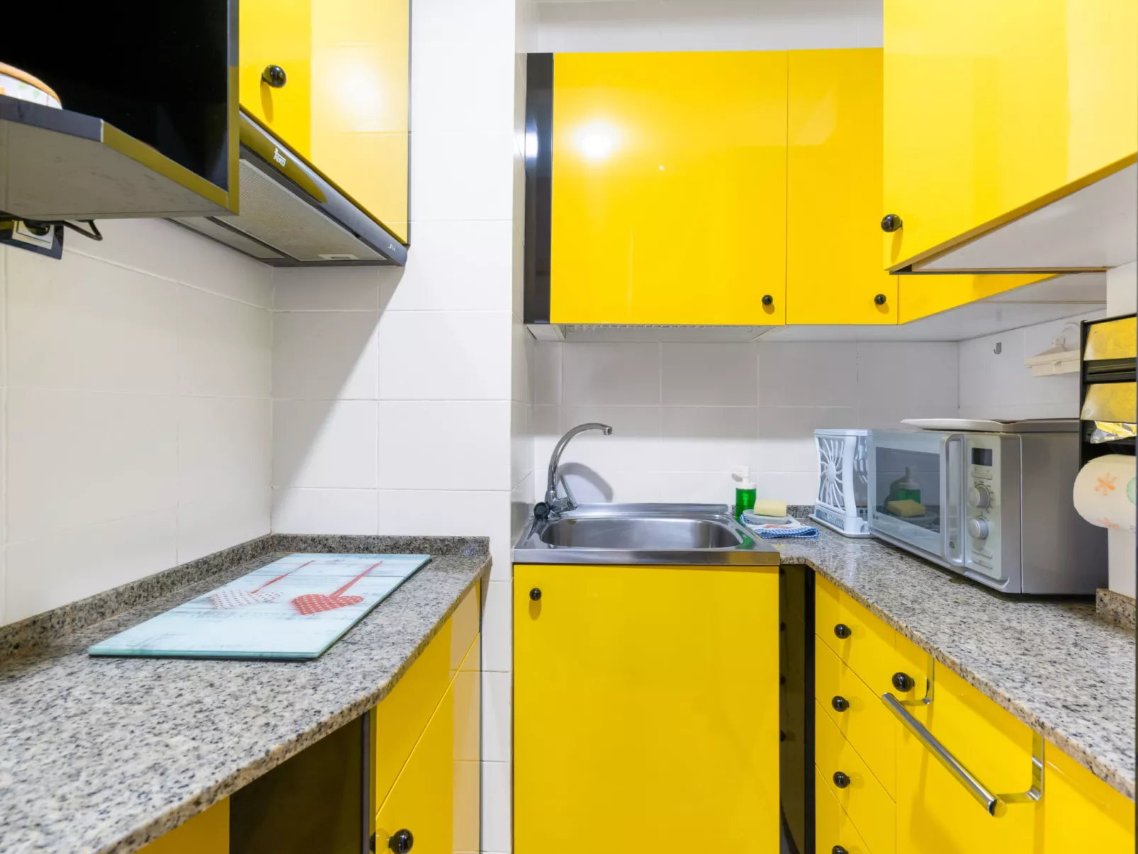 WELCS APARTAMENTO 126 PDA cerca del puerto - Drinnen