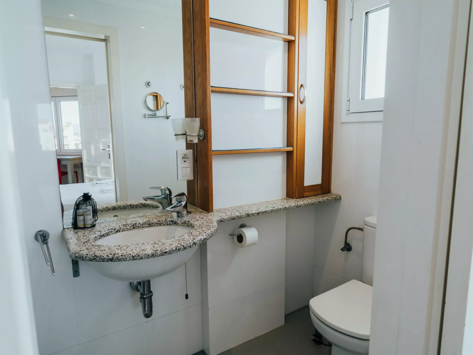 WELCS APARTAMENTO 202 EMP CON VISTAS AL CANAL - Dedans