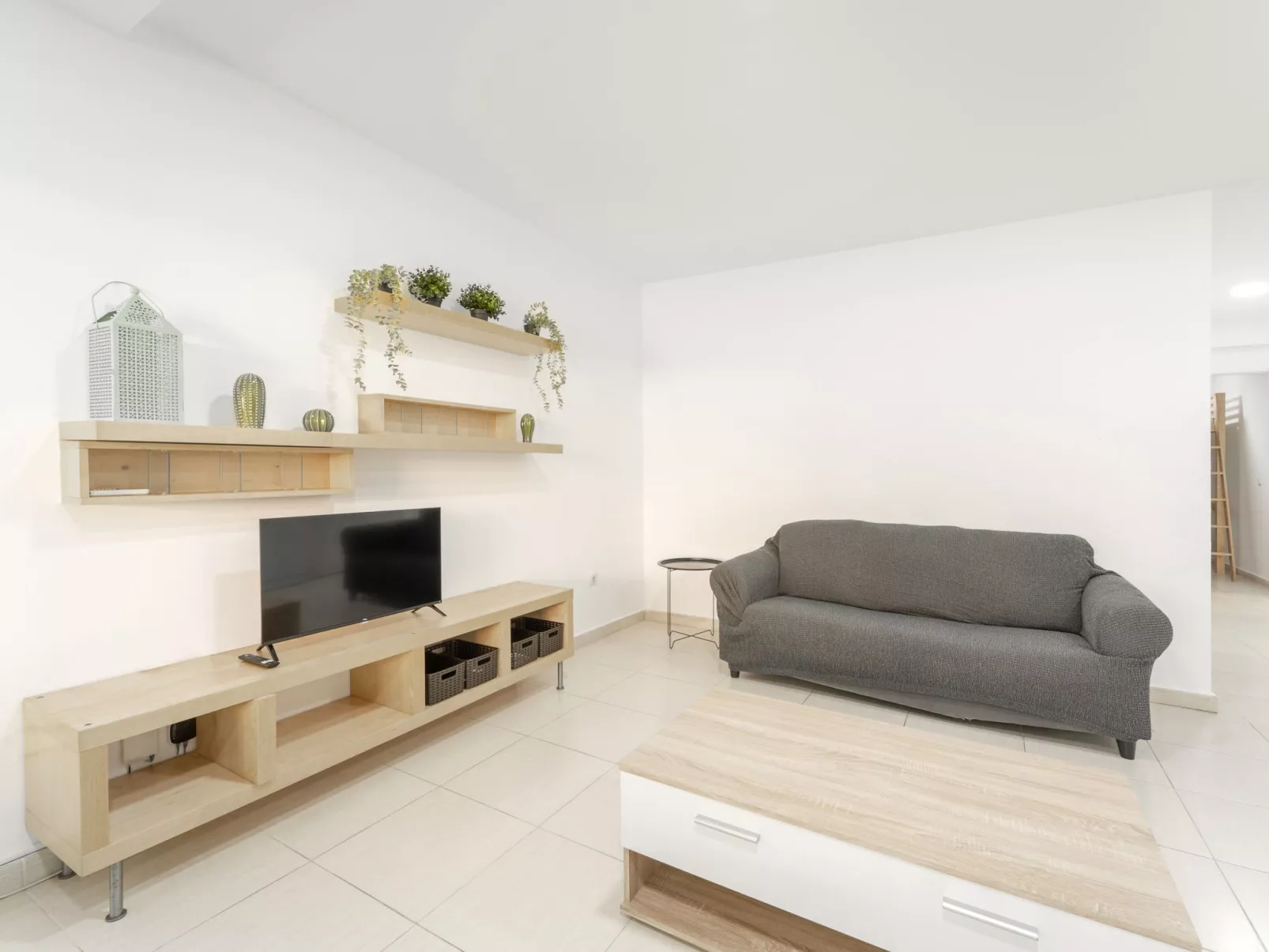 WELCS APARTAMENTO 133 EMP con piscina comunitaria - Inside