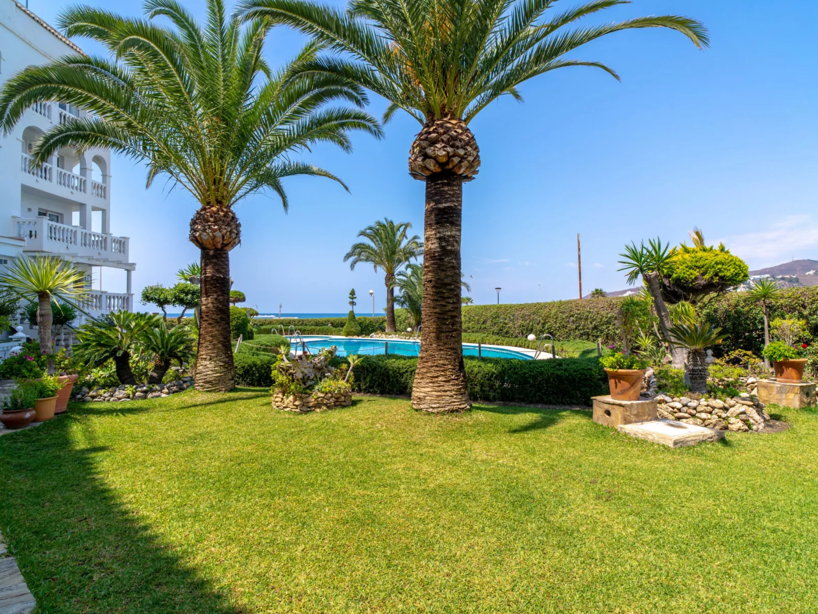 Stella Maris Beachfront B by Casasol - Dehors