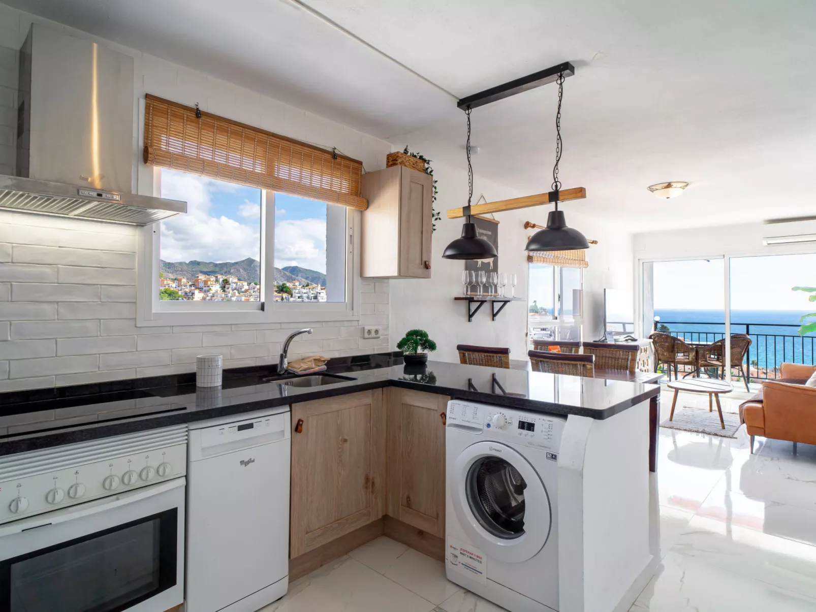 Miami 44 Seaview  by Casasol - Inside