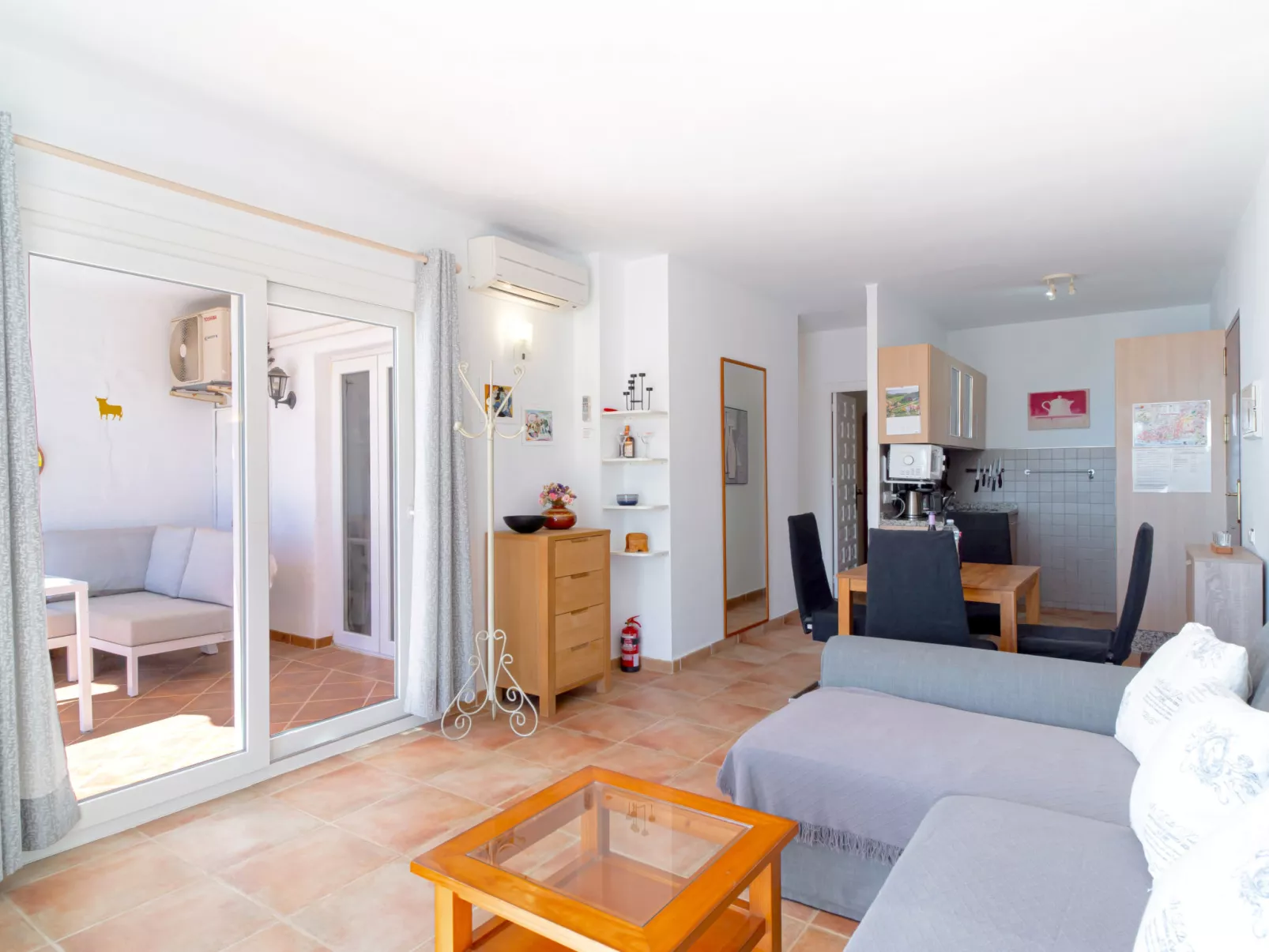 Capistrano Playa 404 by Casasol - Dedans