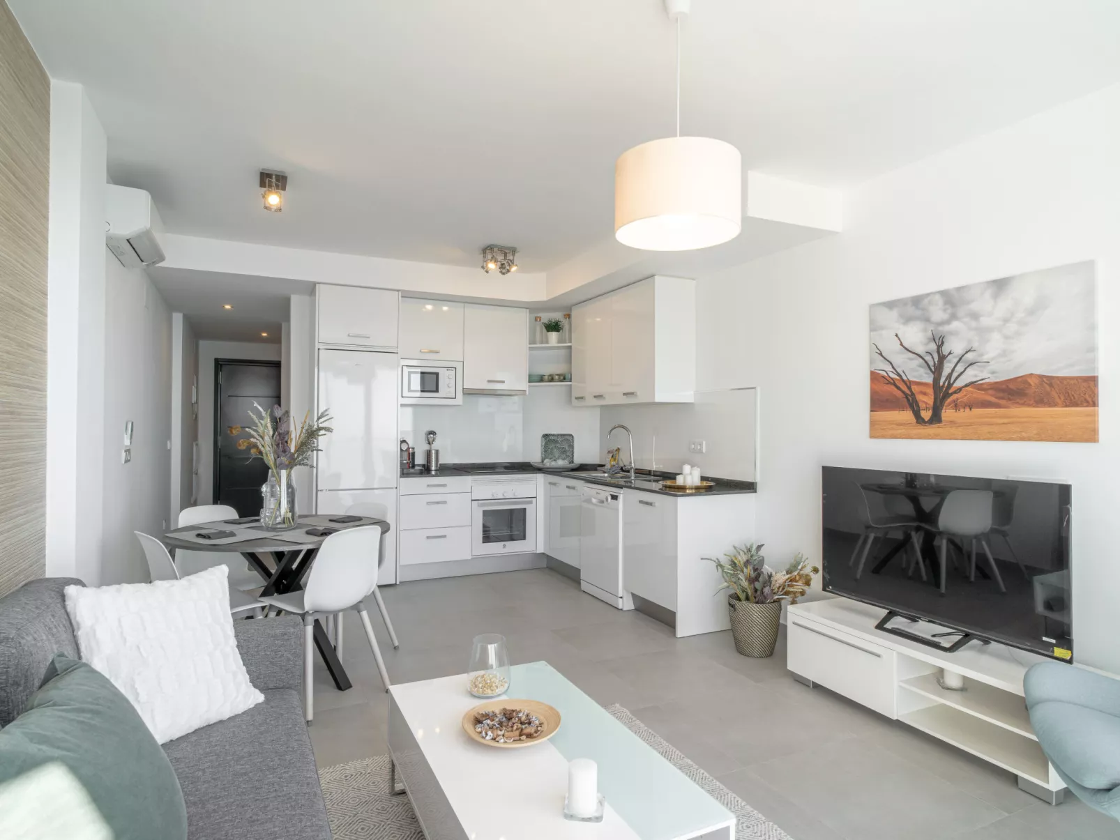 Terrazas de Ladera V4 Luxury by Casasol - Inside