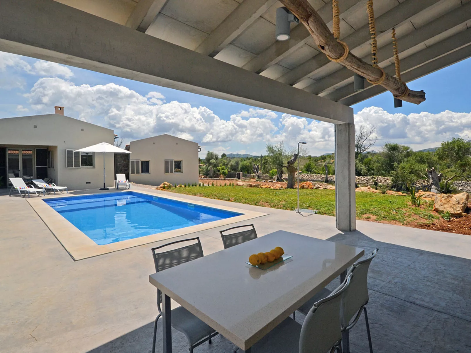 Ses Veyetes - Draußen