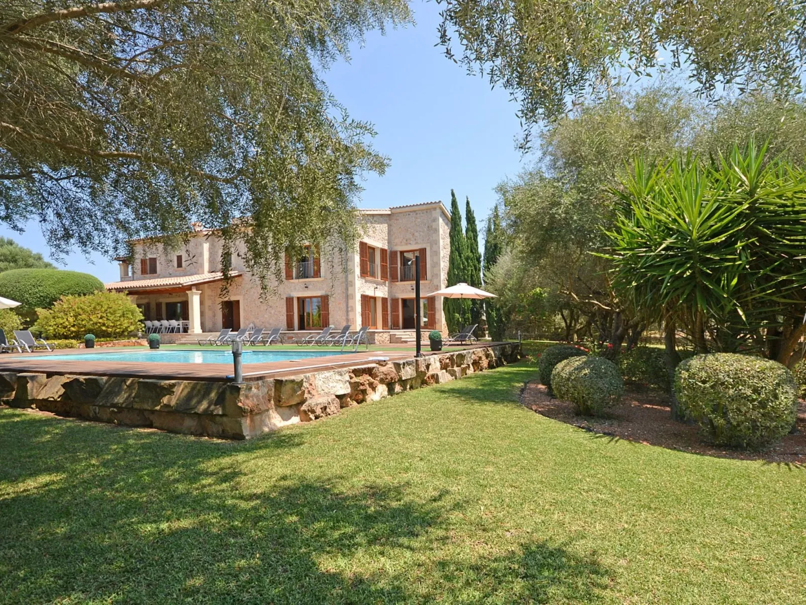 Santa Maria - Draußen