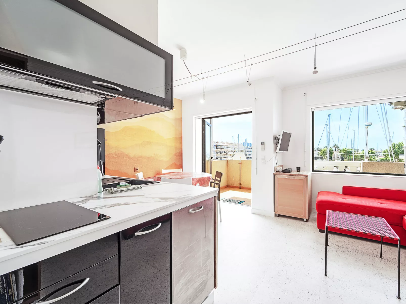 WELCS APARTAMENTO 158 EMP con vistas al canal - Drinnen