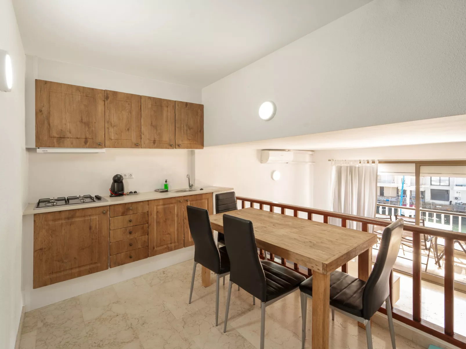 WELCS APARTAMENTO 145 EMP con vistas al canal - Dedans