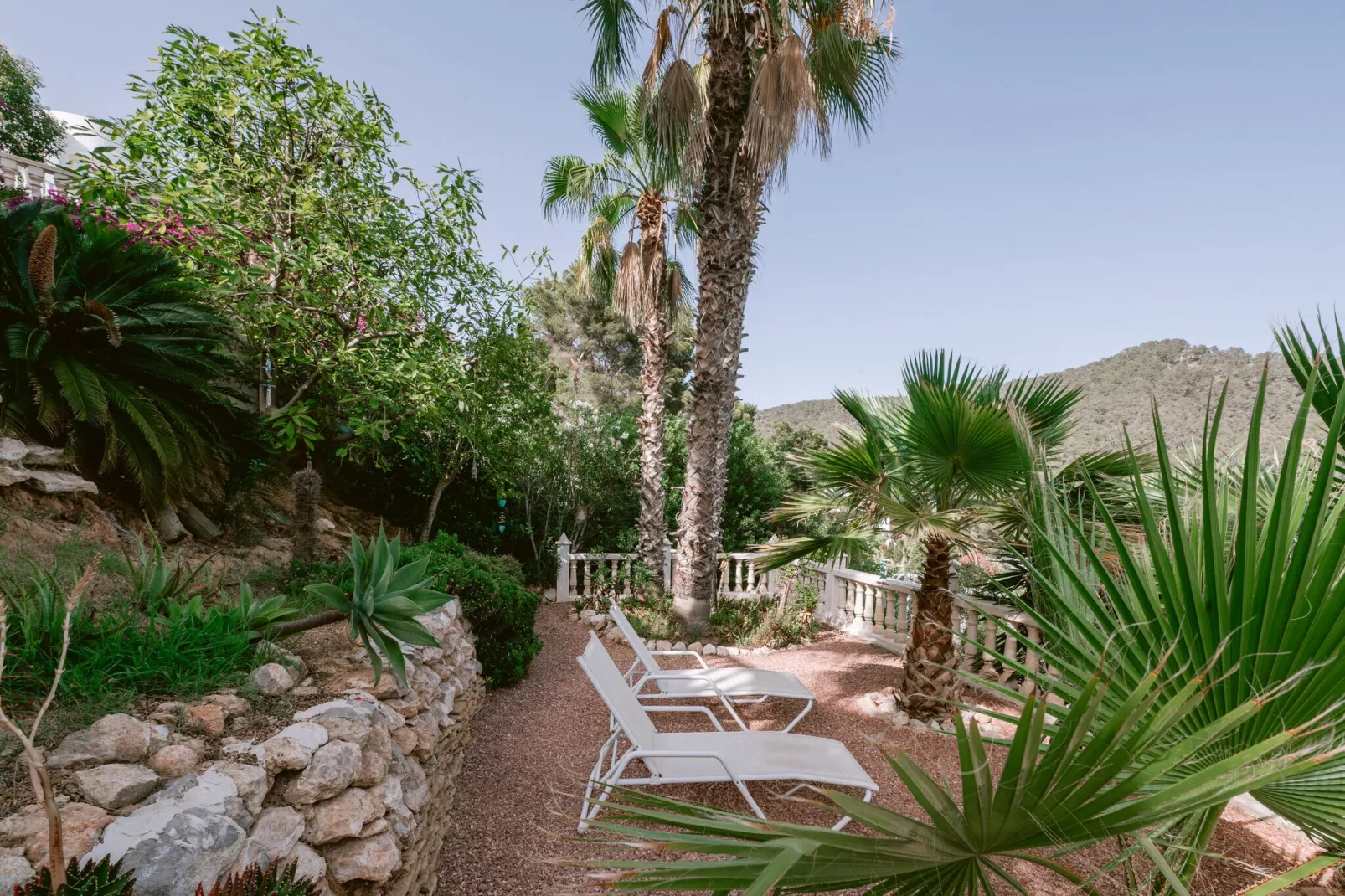 Monte Perdido-Gardens summer