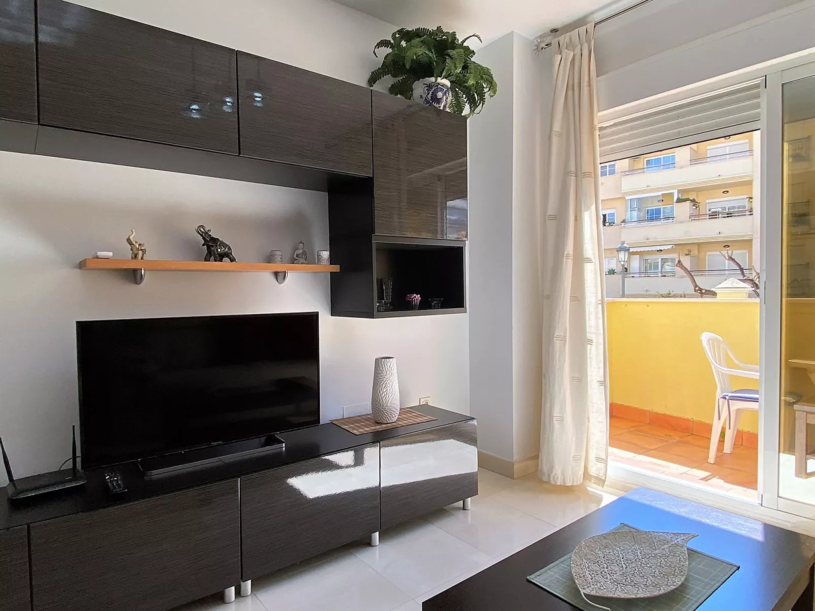 Triton Urban Apartment by Casasol - Inside