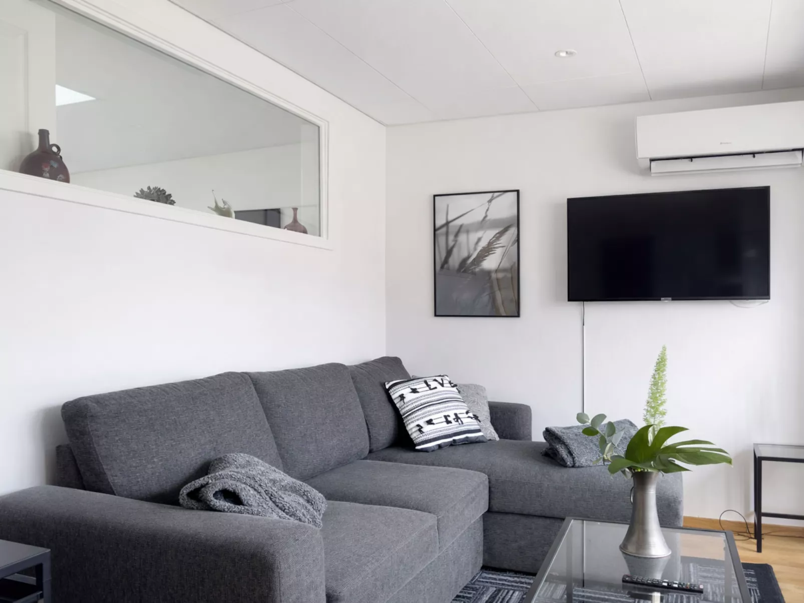 Mellebyrundan - Drinnen