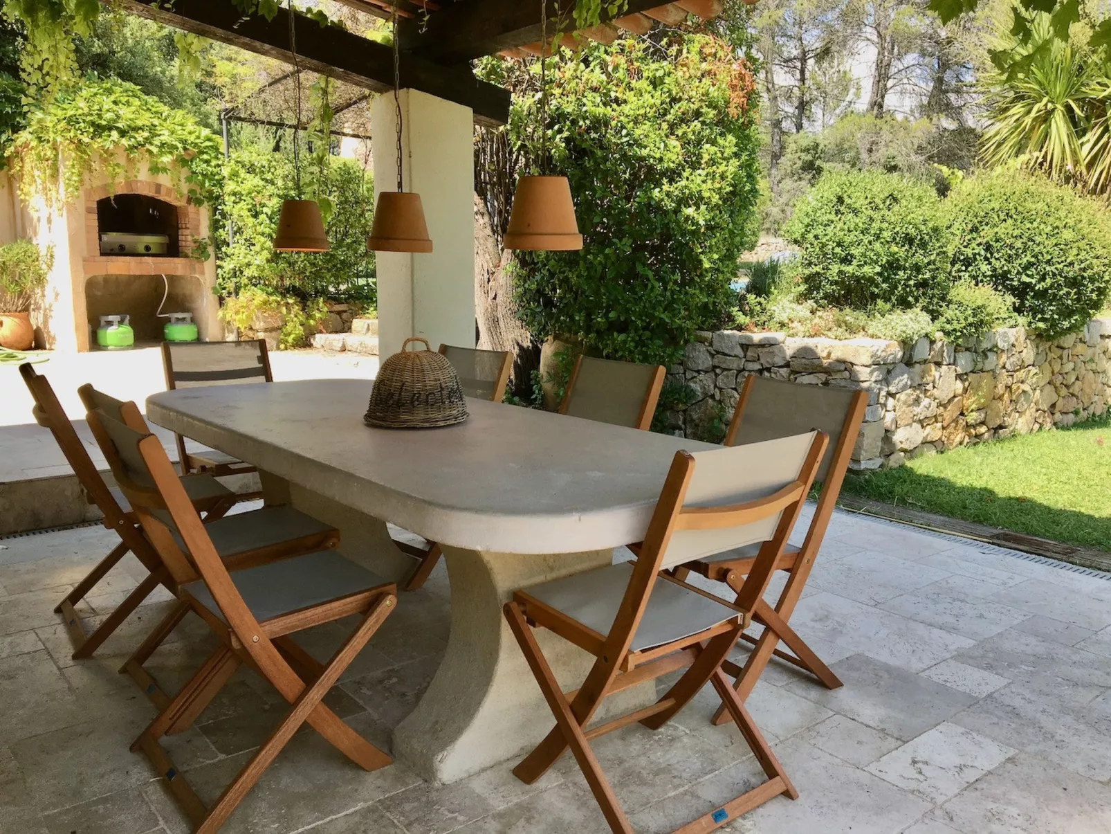 LES 2 PALMIERS - Draußen