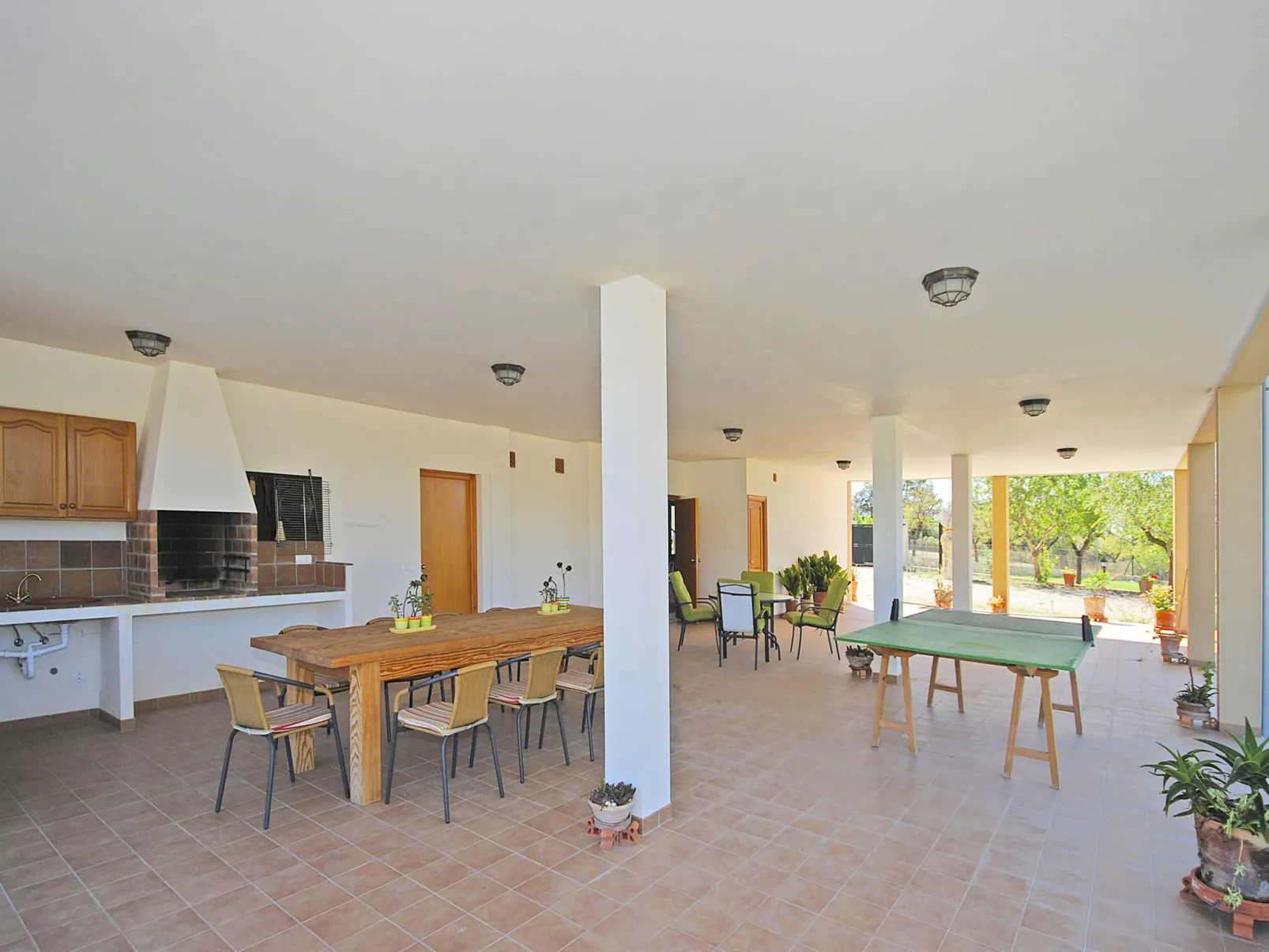 Blanquerna - Outside