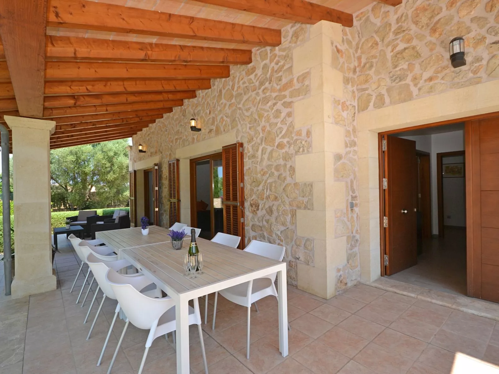 Santa Maria - Draußen