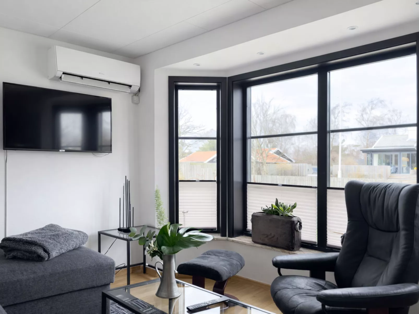 Mellebyrundan - Drinnen