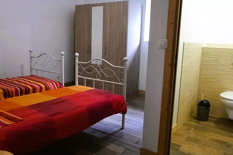 16 Chez Rambaud-Bedroom
