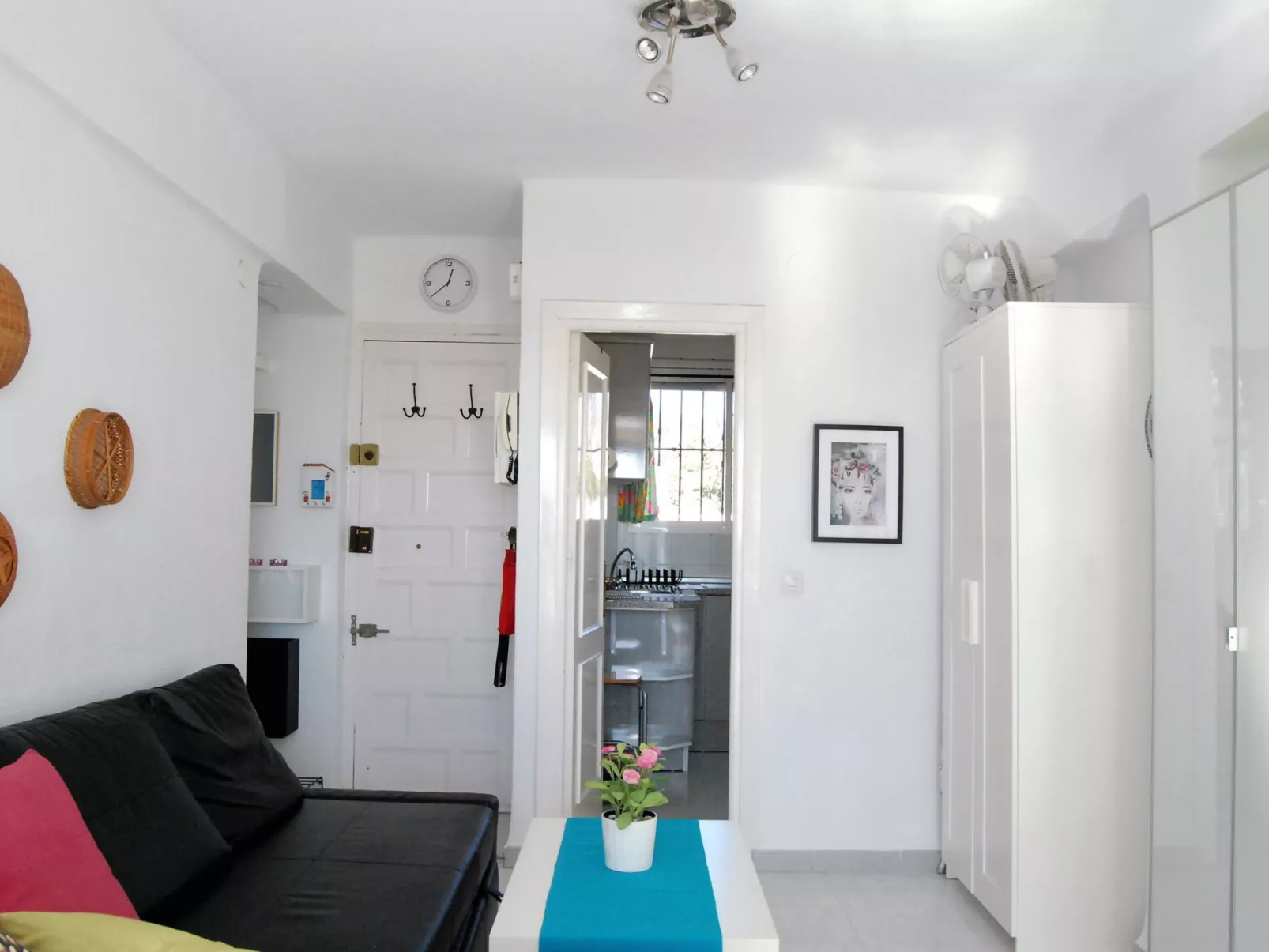 Coronado 124 Apartment by Casasol - Inside