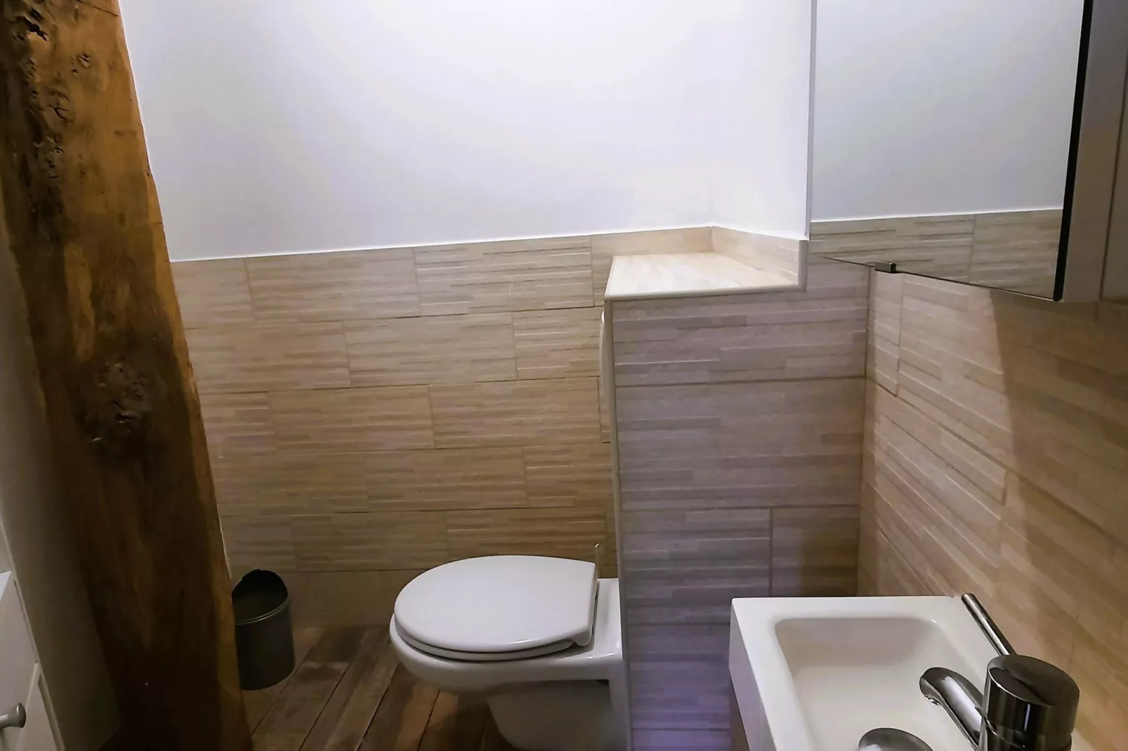 16 Chez Rambaud-Bathroom