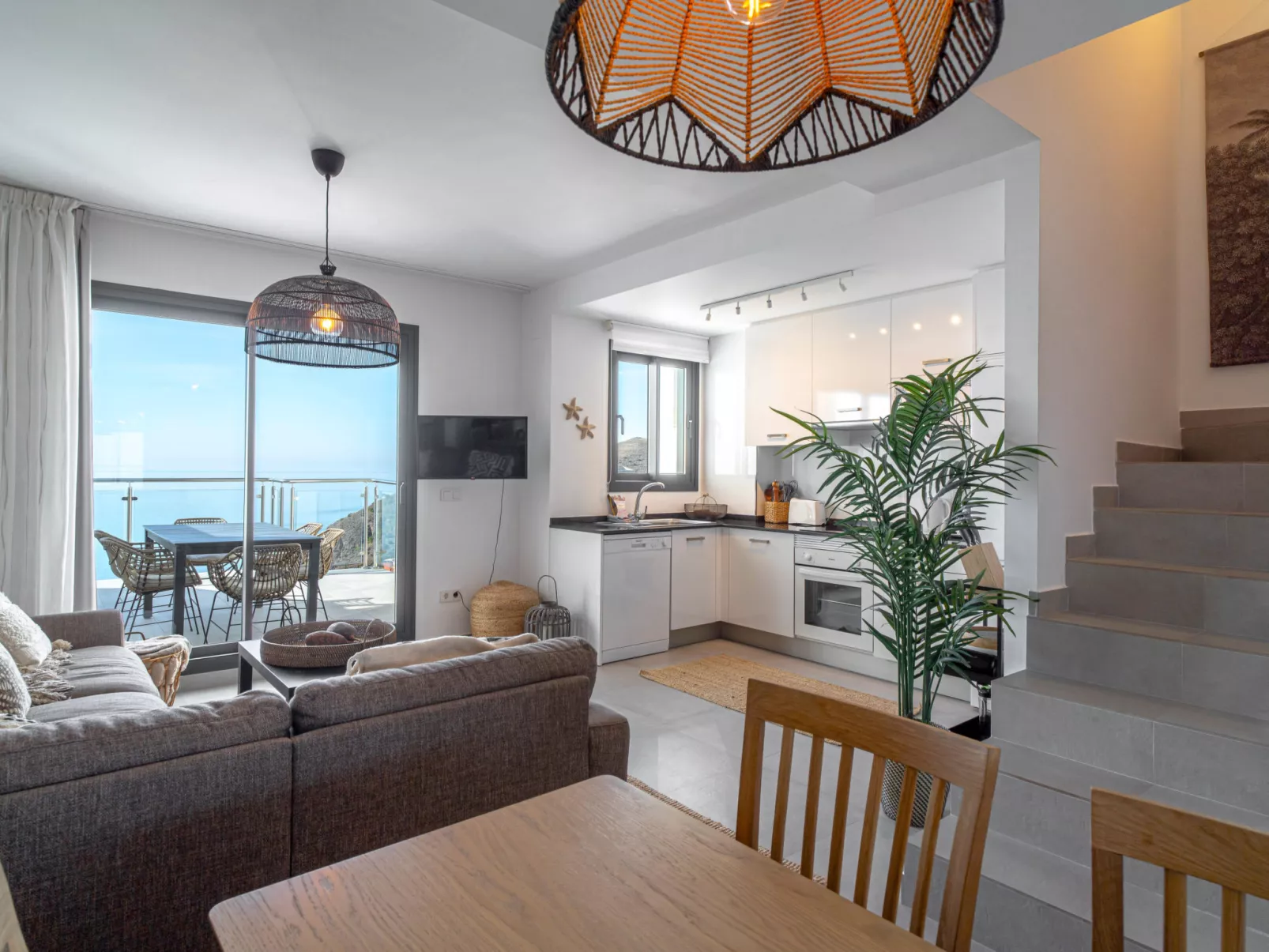Terrazas de Ladera Duplex 10 by Casasol - Drinnen