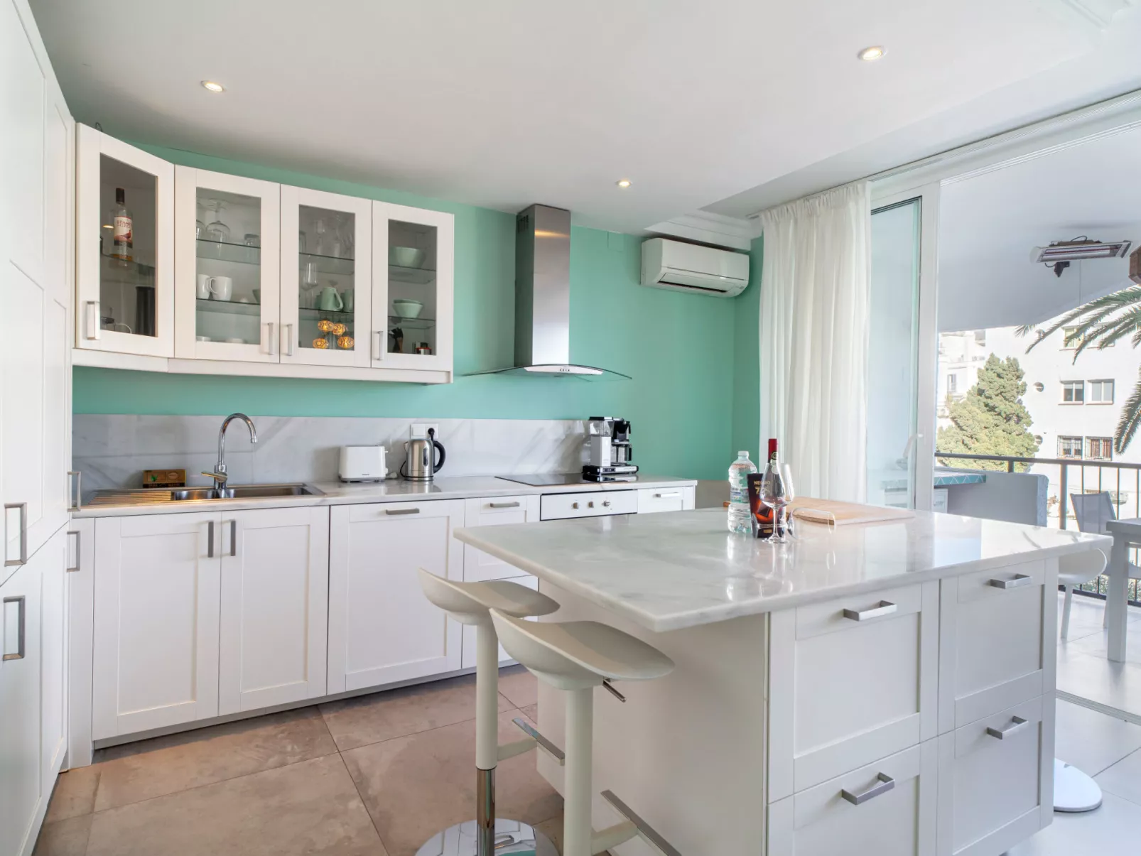 Carabeo 20 Apartment by Casasol - Inside