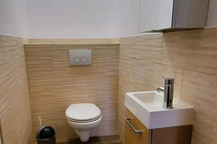 16 Chez Rambaud-Bathroom