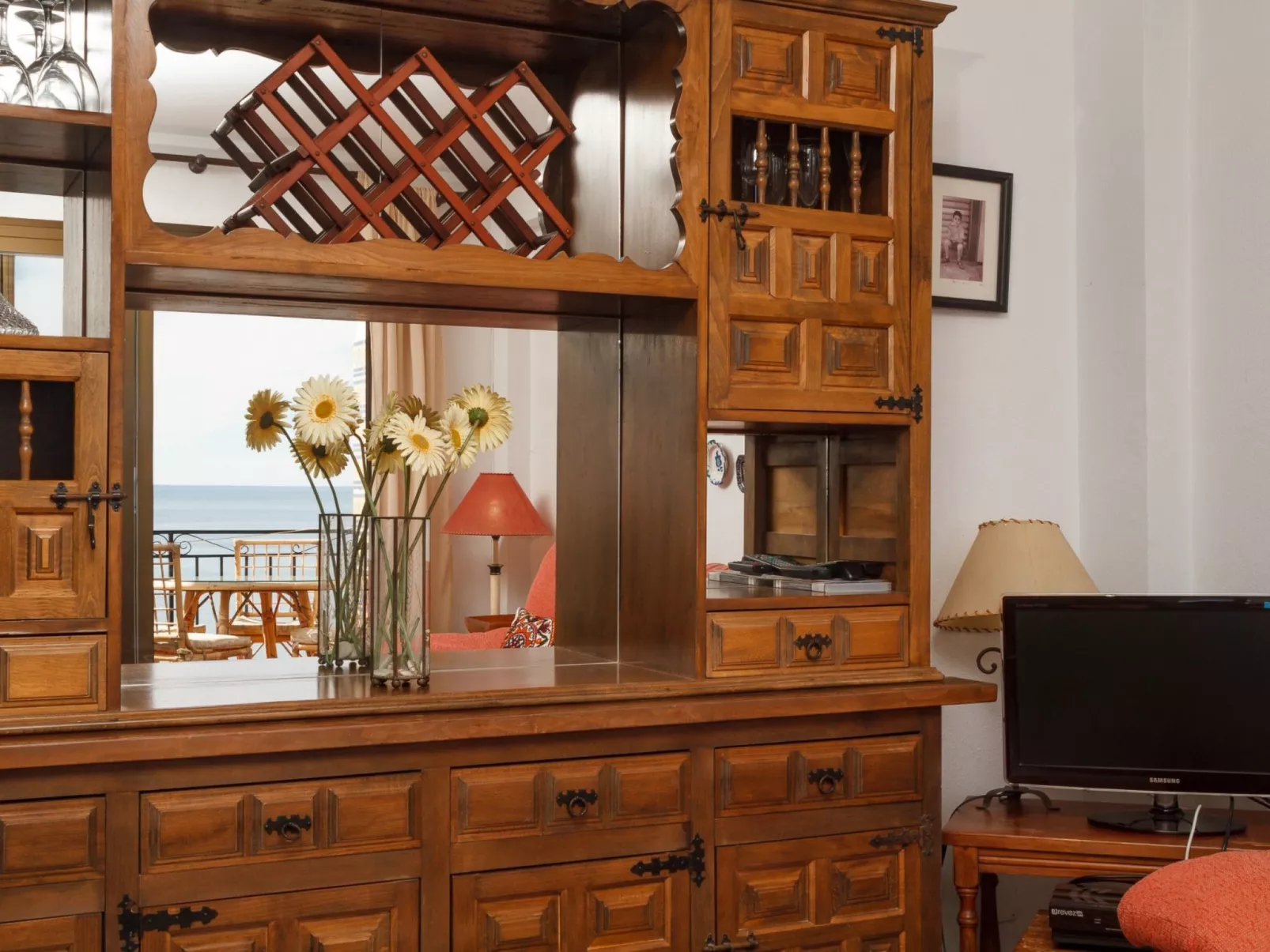 Bahia 58 Apartments by Casasol - Drinnen