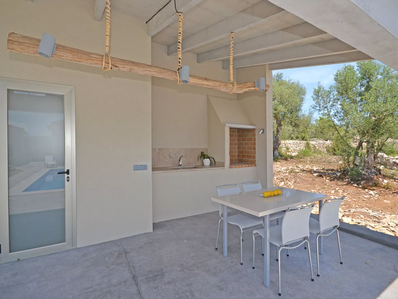 Ses Veyetes - Draußen