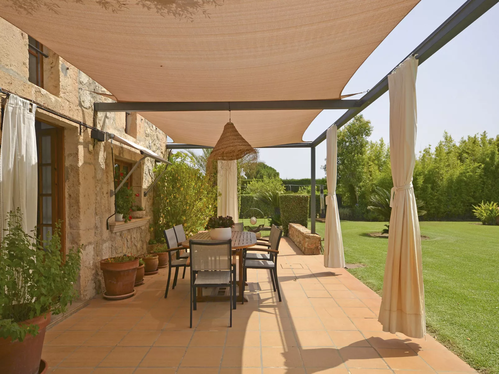 Bennassar - Draußen