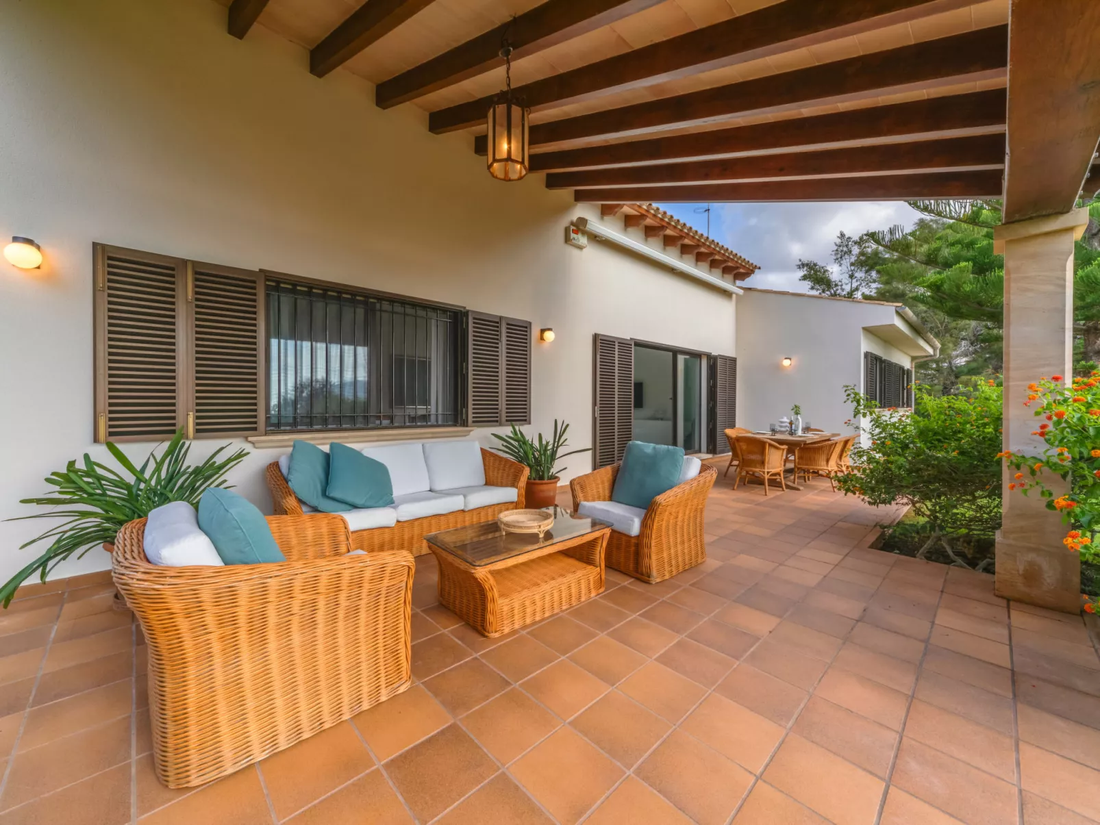 VILLA ES PINARO - BEACH FRONT - Drinnen
