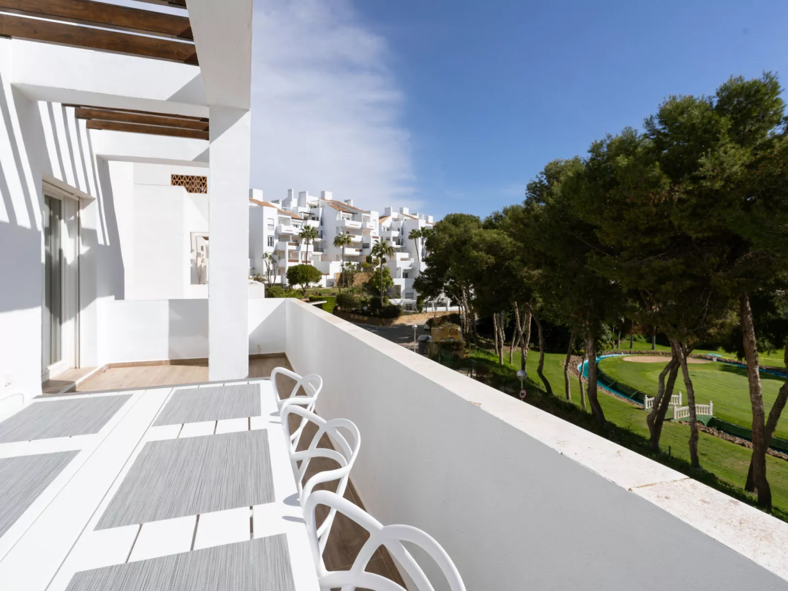 Golf Gardens Miraflores - Outside