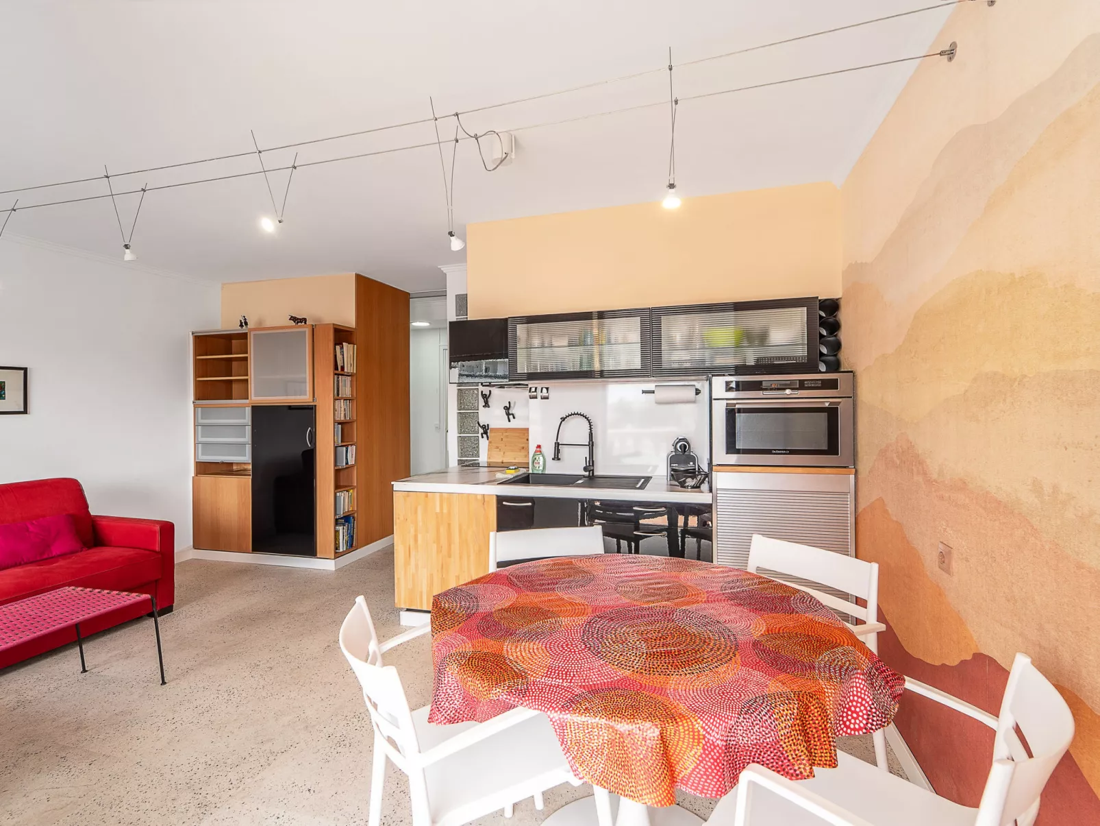 WELCS APARTAMENTO 158 EMP con vistas al canal - Drinnen