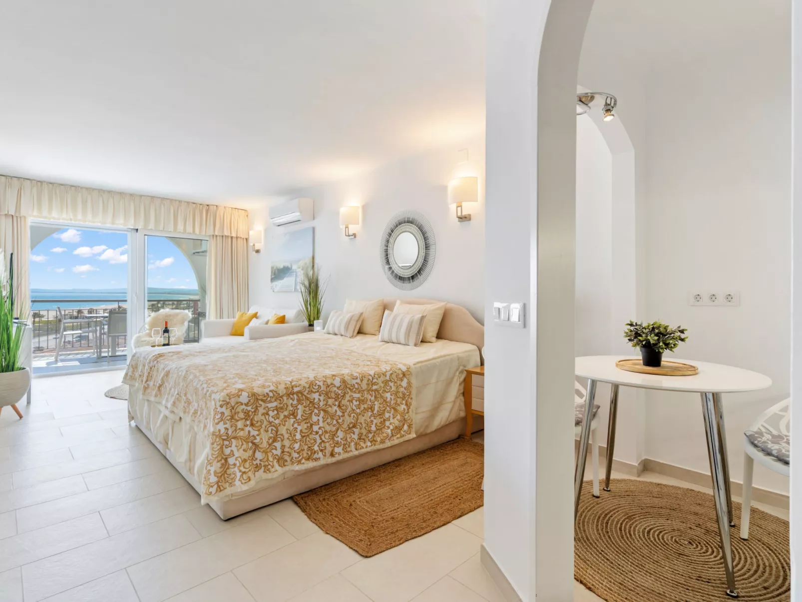 WELCS ESTUDIO 057 EMP Frente al Mar - Drinnen