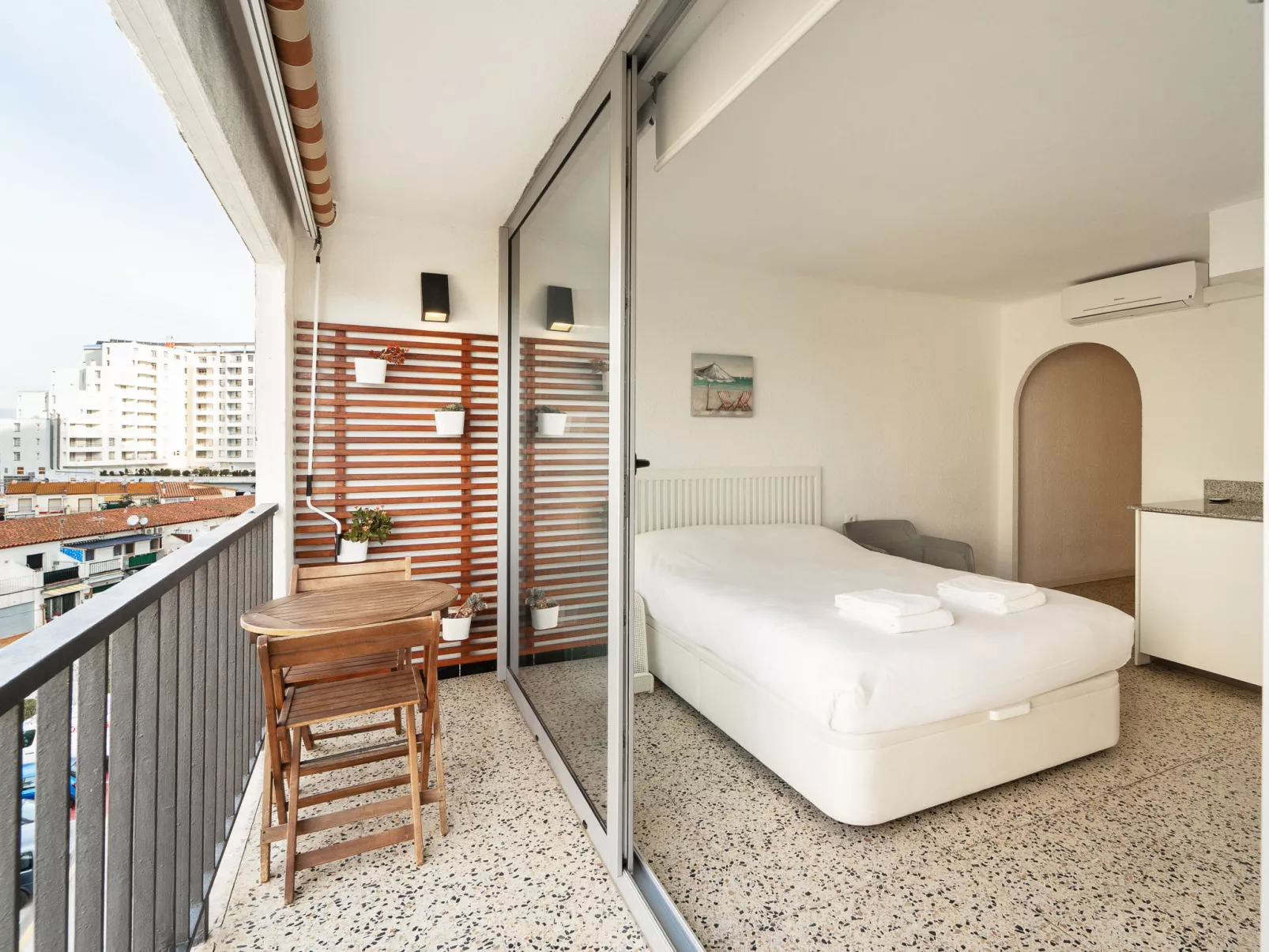 WELCS ESTUDIO 120 EMP cerca del mar - Inside