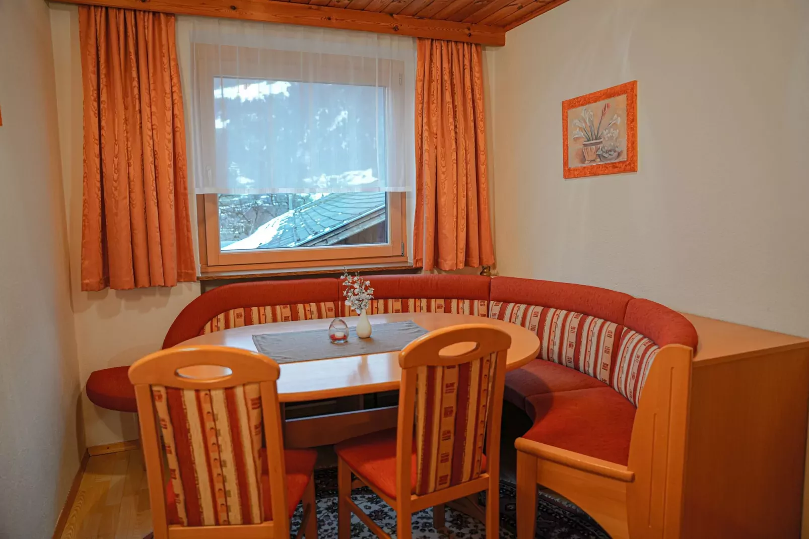 Haus Schwemberger-Living room