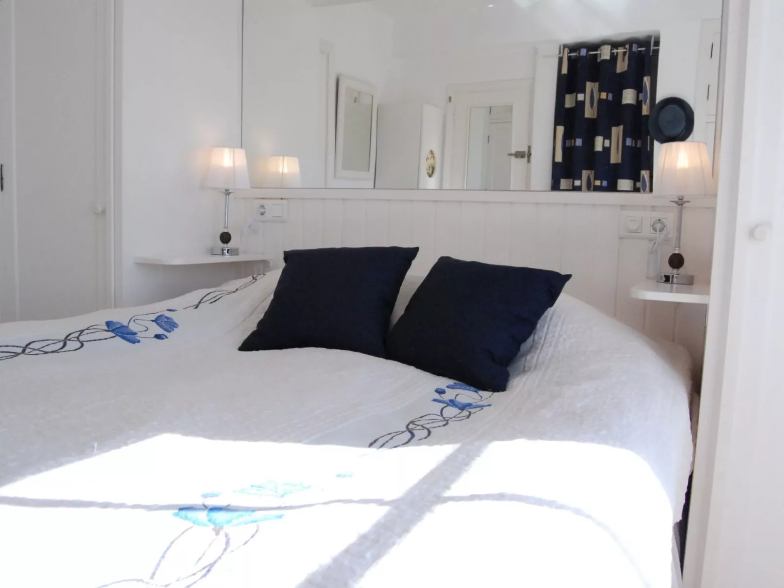 Coronado 127 Apartment by Casasol - Dedans