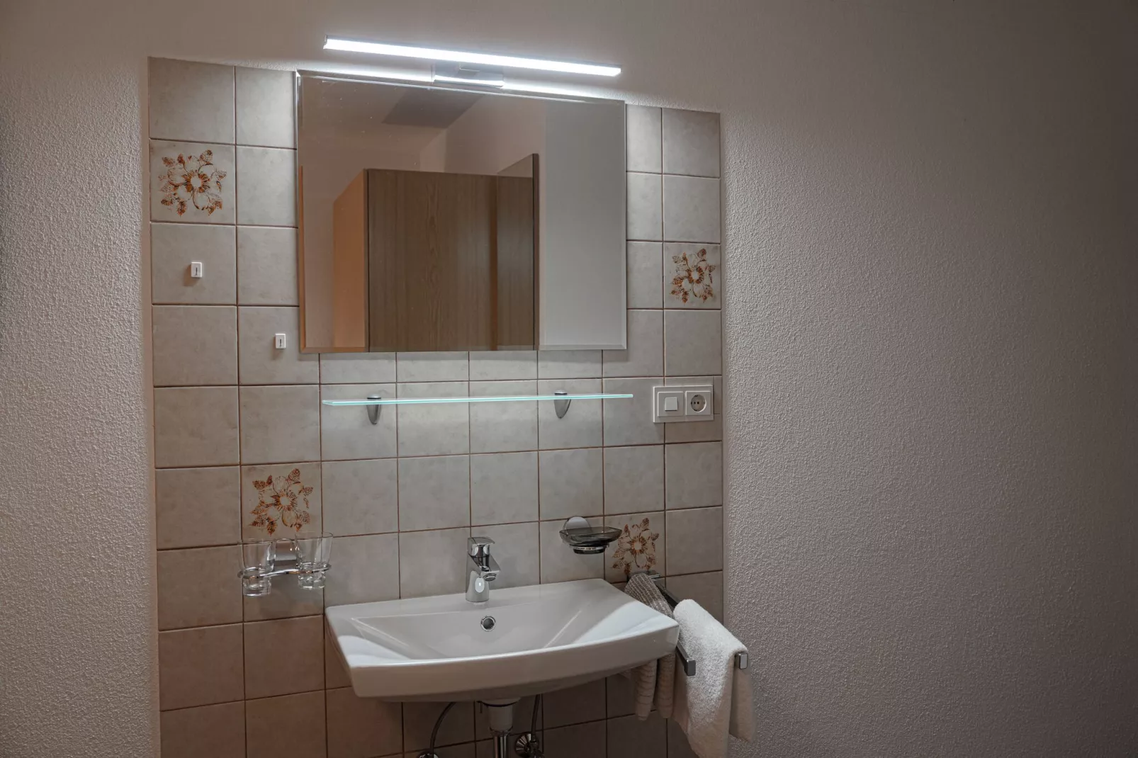 Haus Schwemberger-Bathroom