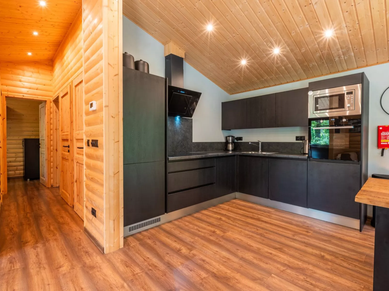 Vakantiepark De Wiltzangh - Esborg Lodge Hottub 6 - Inside