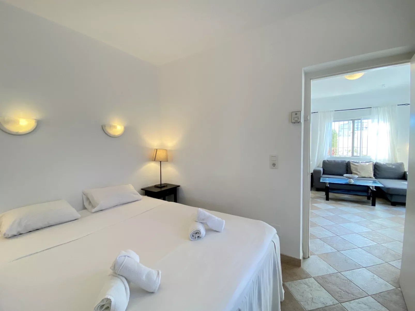 Villa Sandra Little Haven Apartment by Casasol - Drinnen