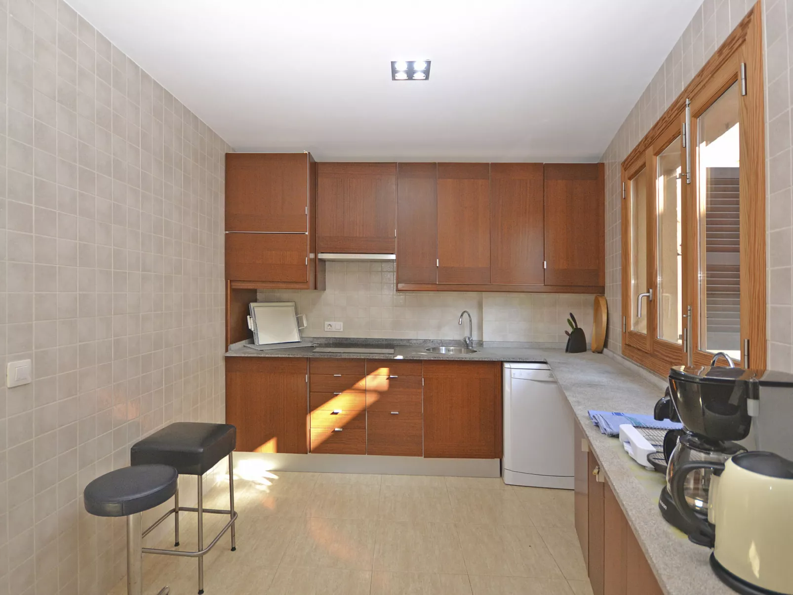 Amparo Luca - Drinnen