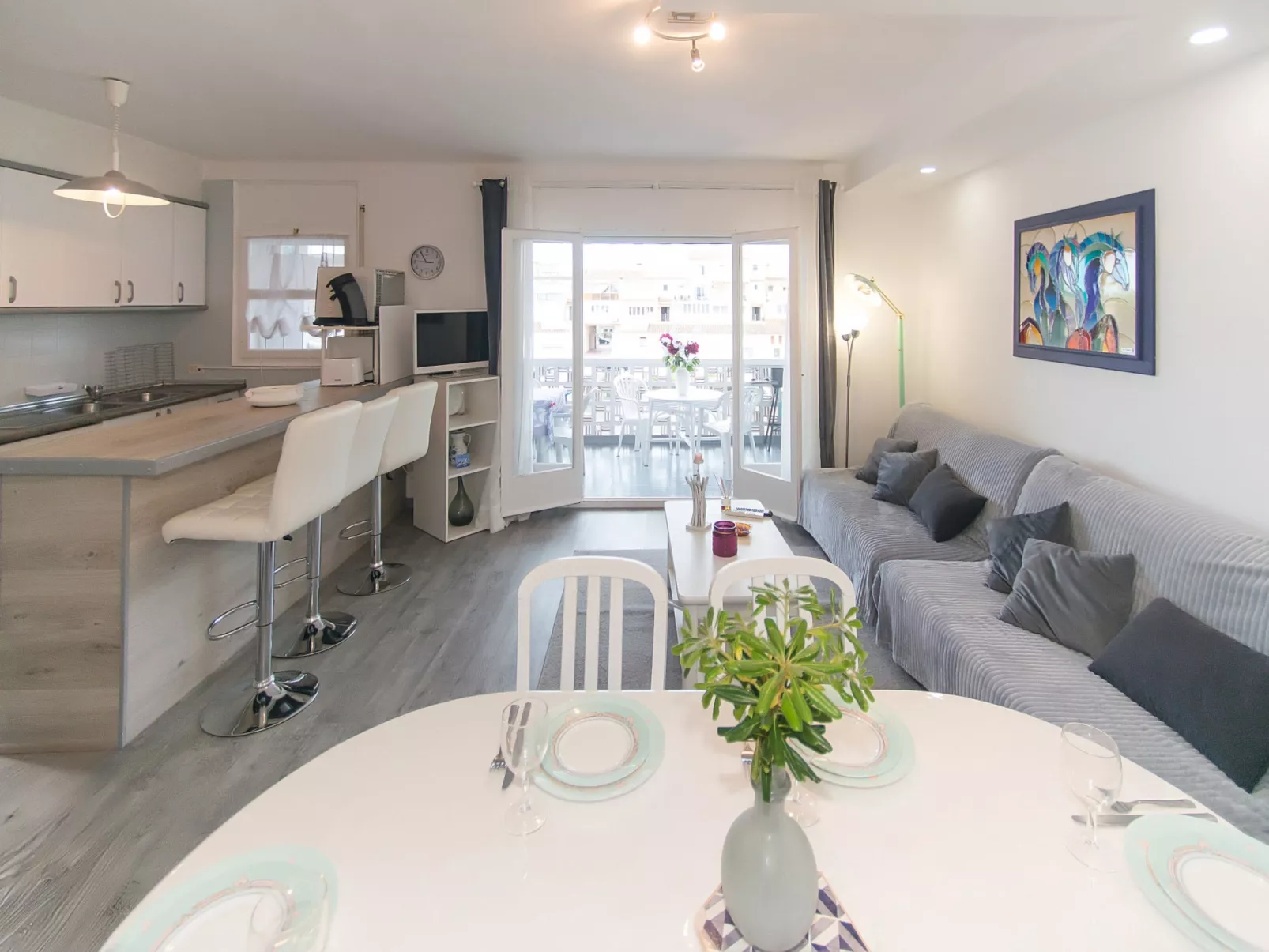 WELCS APARTAMENTO 244 EMP con terraza con vista - Drinnen