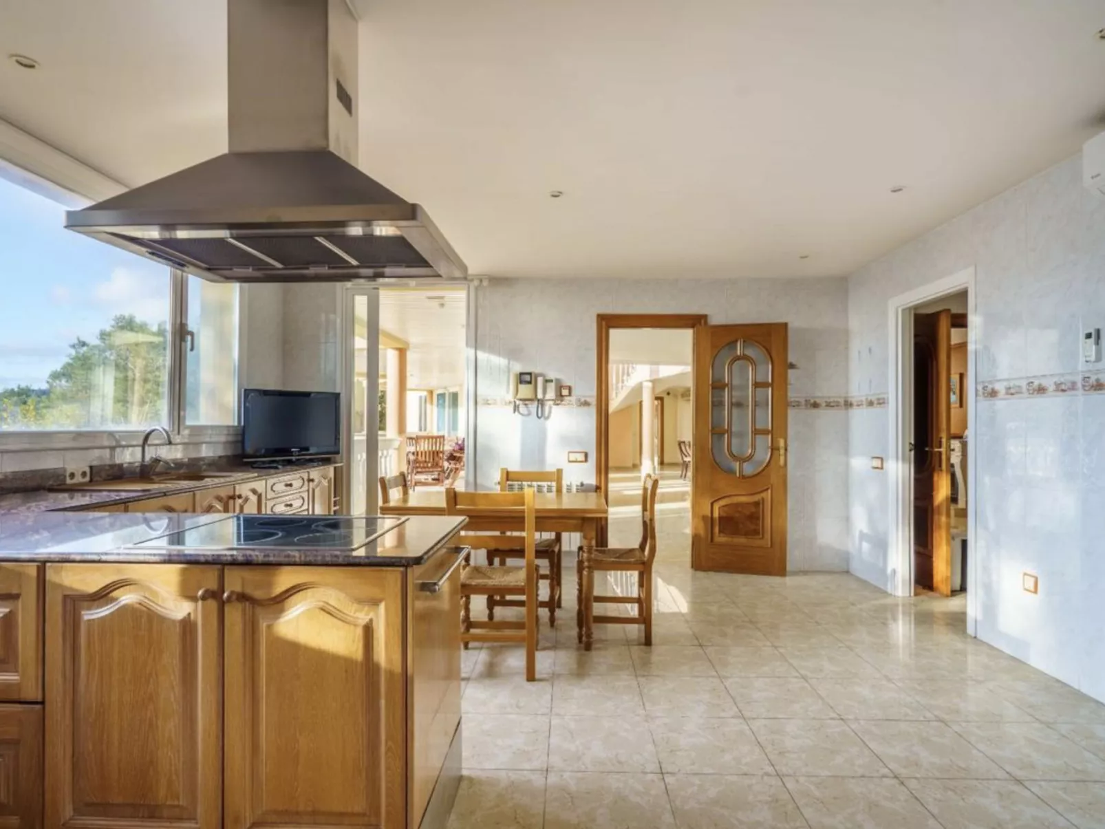 VILLA CAMP DE MAR SEA VIEW - Inside