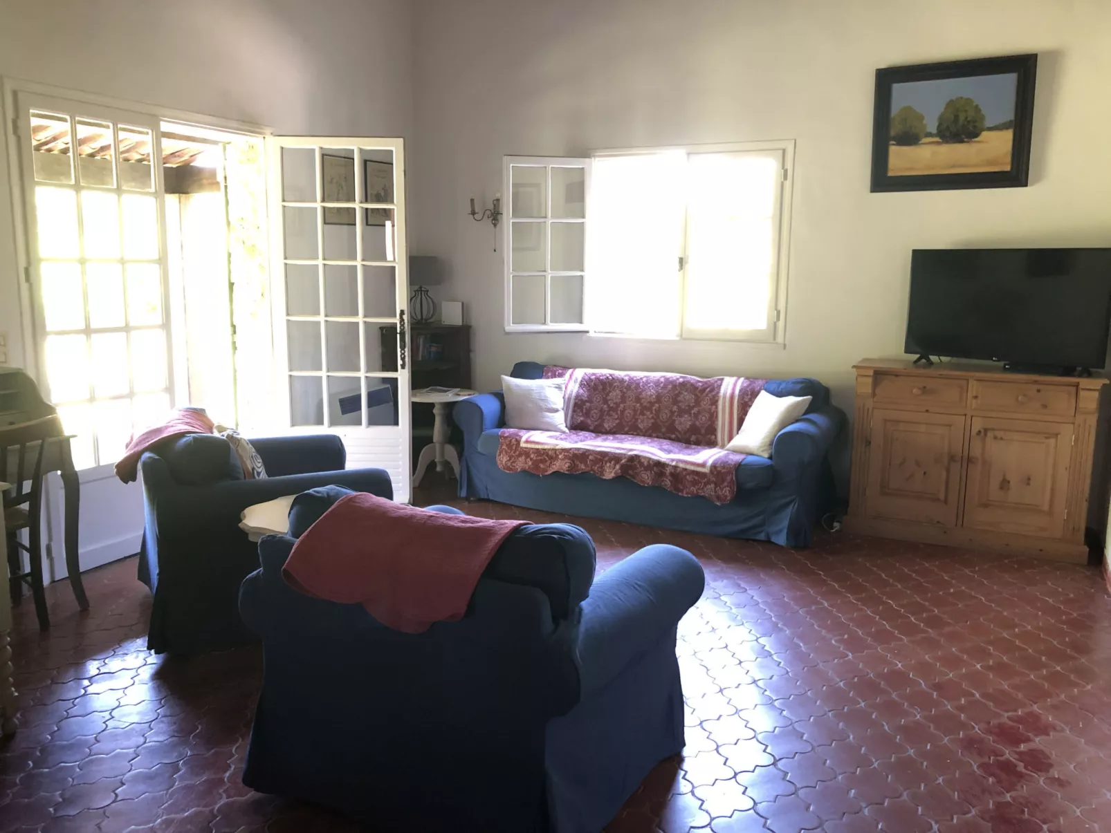 CLOS DES CHENES - Inside